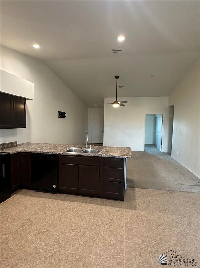 Building Photo - 3749 S Desert Sky Dr