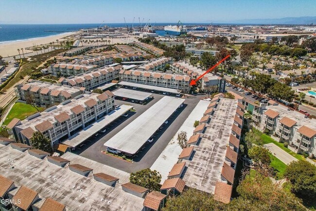 Building Photo - 229 S Ventura Rd