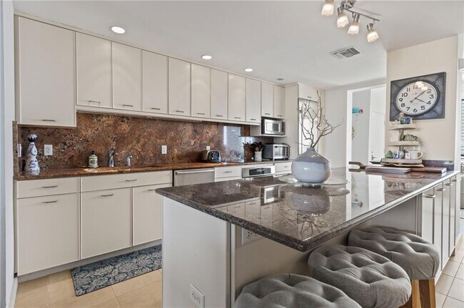 Building Photo - 4101 Ocean Dr