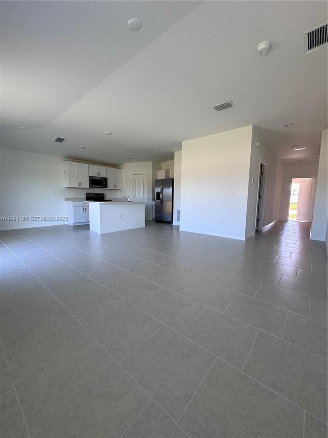 Building Photo - 17200 Cantu Ct