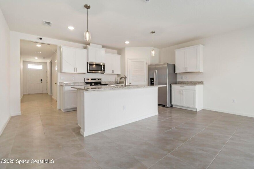 Building Photo - 7144 Topaz Dr