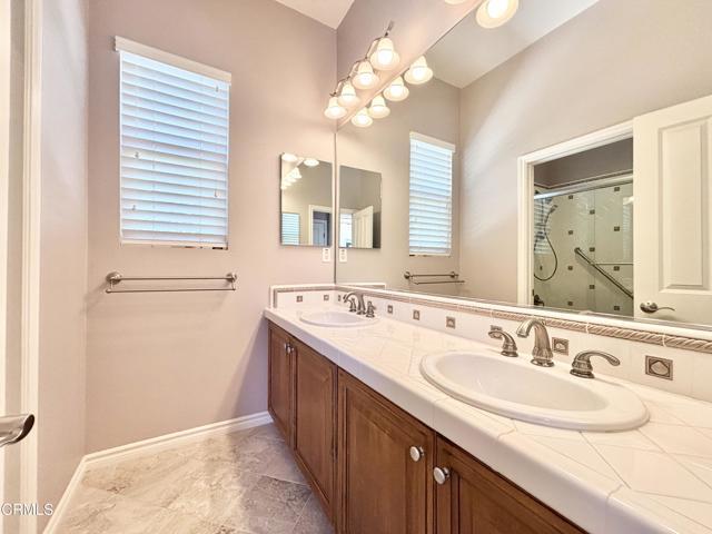 Building Photo - 3601 Glen Abbey Ln