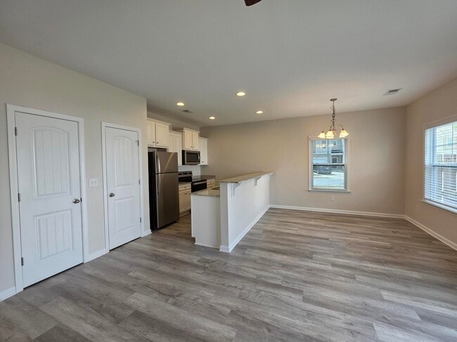 Building Photo - 2969 Old Field Rd