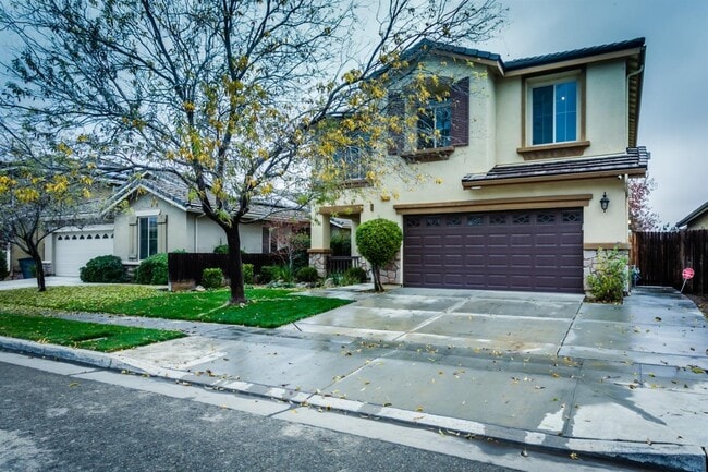 Building Photo - 3170 N Leanna Ave