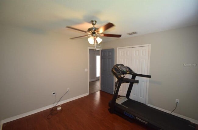 Building Photo - 241 Pine Shadow Ln