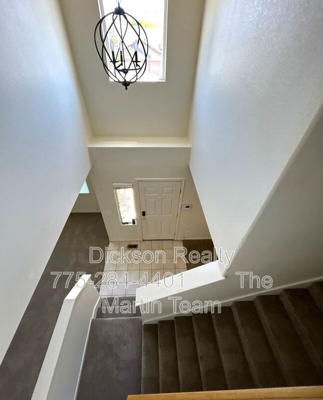 Building Photo - 5153 Lorenzo Ln