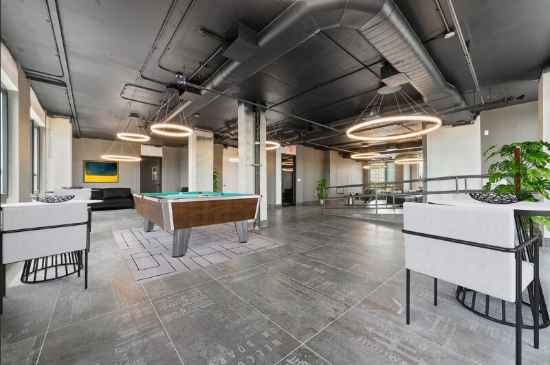 Building Photo - 885 Rogers Ave