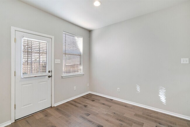 Building Photo - 123 N Camellia Grove Cir