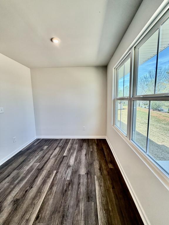 Building Photo - 828 Renee Ave