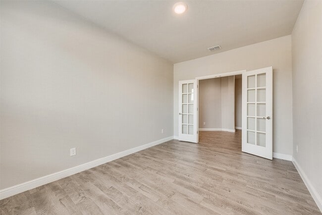 Building Photo - 270 Irish Moss Dr