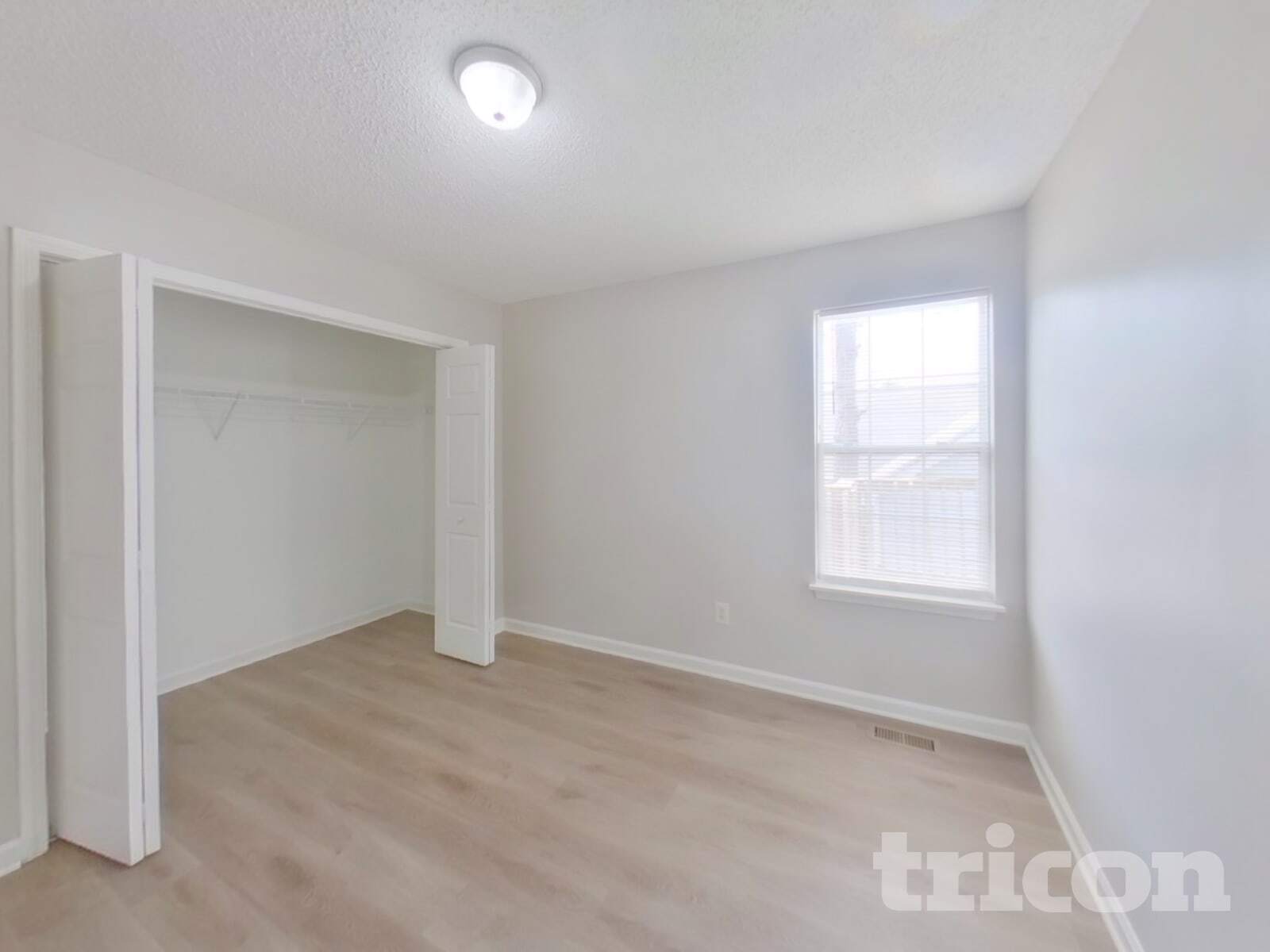 Building Photo - 105 Old Stone Rd