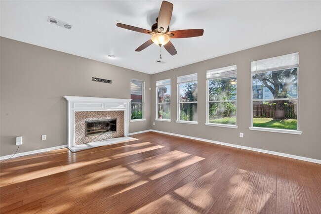 Building Photo - 1719 Park Harbor Estates Dr