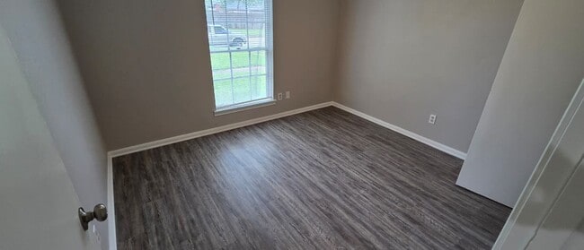 Building Photo - 11122 Thackery Ln