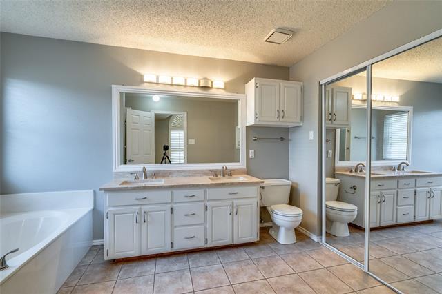 Building Photo - 3104 Steve Dr