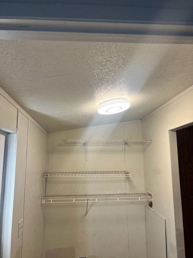 Primary Photo - 1625 S 5th St