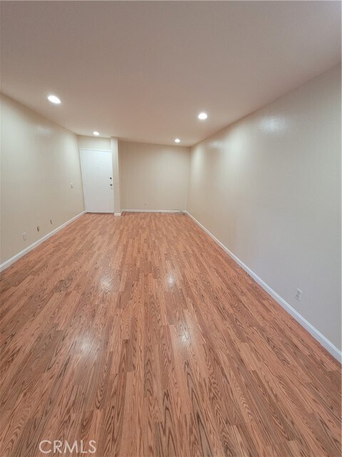 Building Photo - 4110 Elm Ave