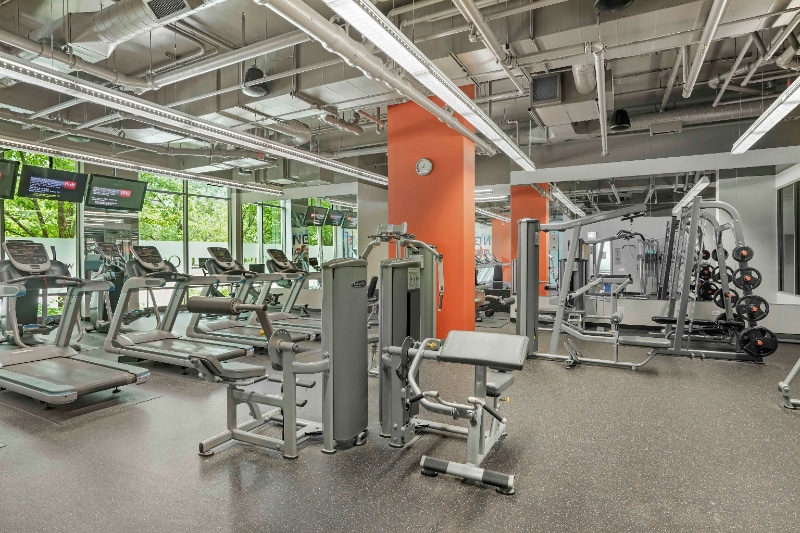 Building Photo - 910 S Clark St