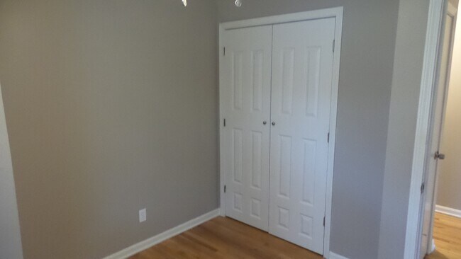 Building Photo - COMING SOON! Renovated 3 Bedroom, 2 bath R...