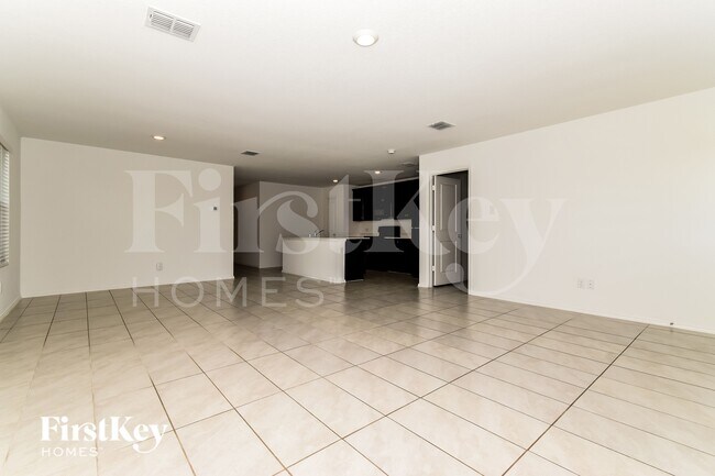 Building Photo - 5430 Bristle Leaf Dr