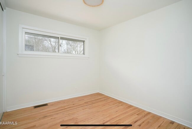 Building Photo - 4502 Glasgow Rd