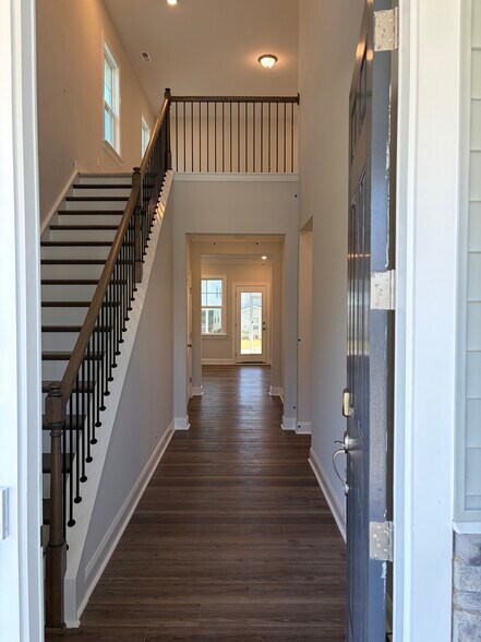 Building Photo - 769 Emerald Bay Cir