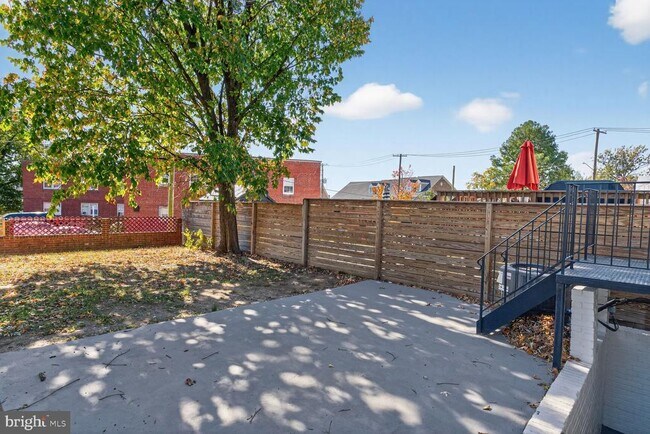 Building Photo - 1109 Congress St SE