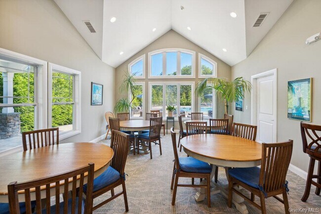 Building Photo - 1 Willow Terrace