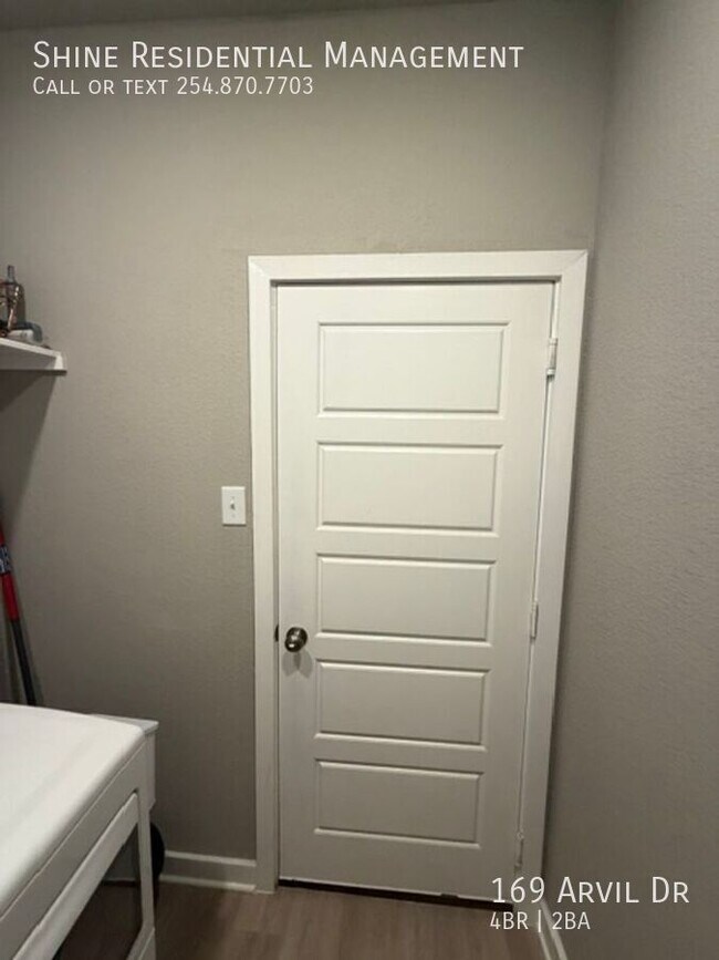 Building Photo - 169 Arvil Dr