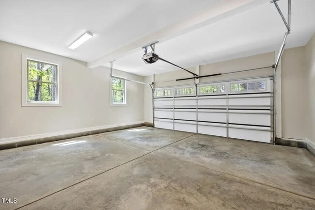 Building Photo - 149 Amber Rd