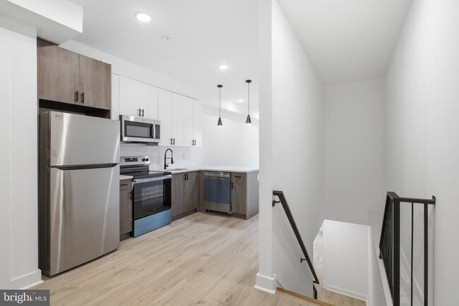 Building Photo - 4312 Pennsgrove St