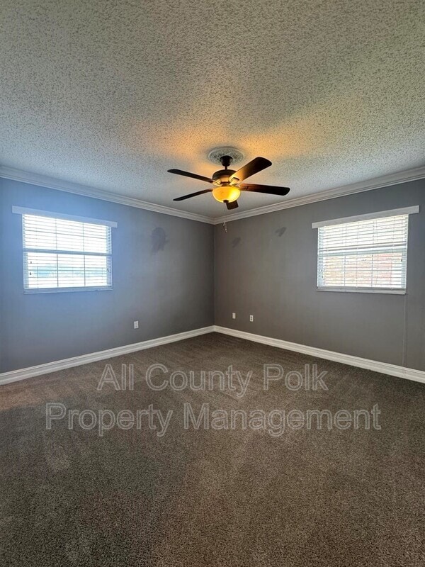 Building Photo - 1920 E Edgewood Dr