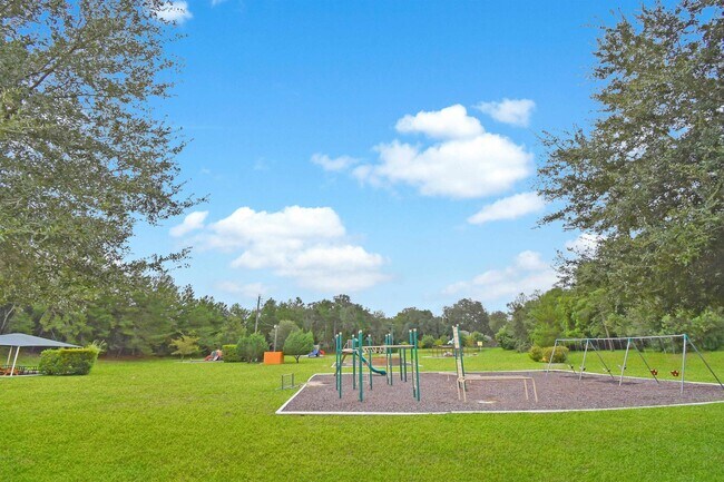 Building Photo - 3521 Carolwood Ln
