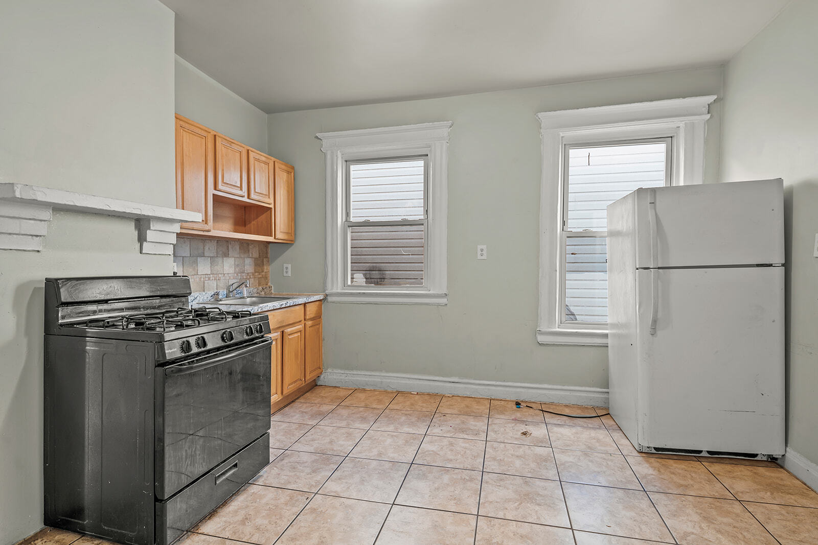 Building Photo - 30 Wainwright St