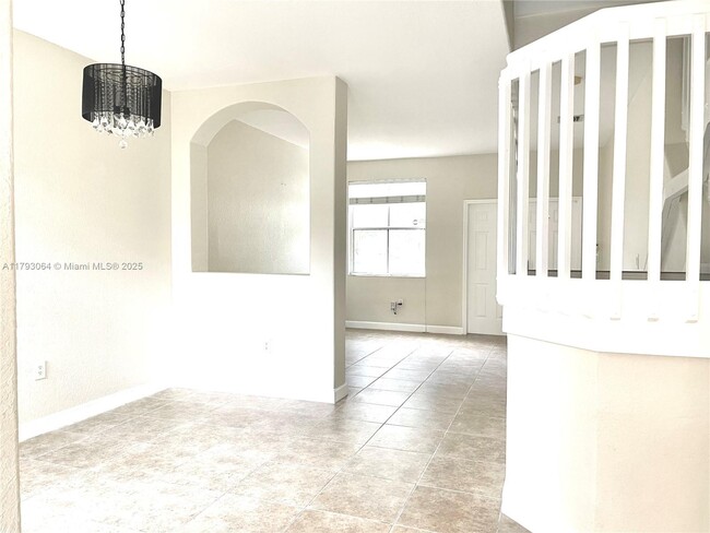 Building Photo - 3512 SW 171st Ave