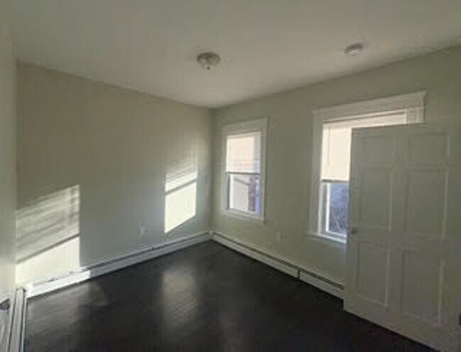 Building Photo - 51 Arlington St