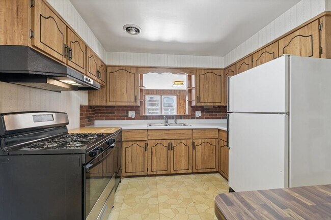 Building Photo - 108 Lavidia Blvd