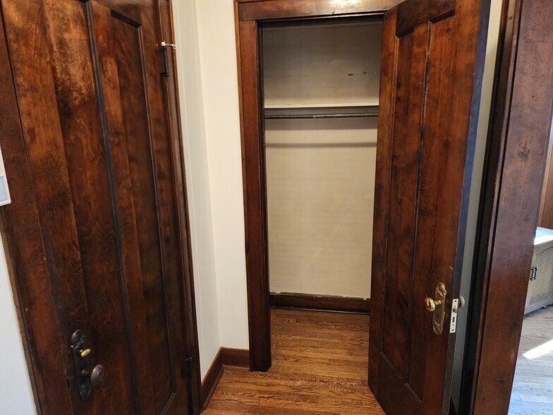 Entry closet - 5920 N Virginia Ave