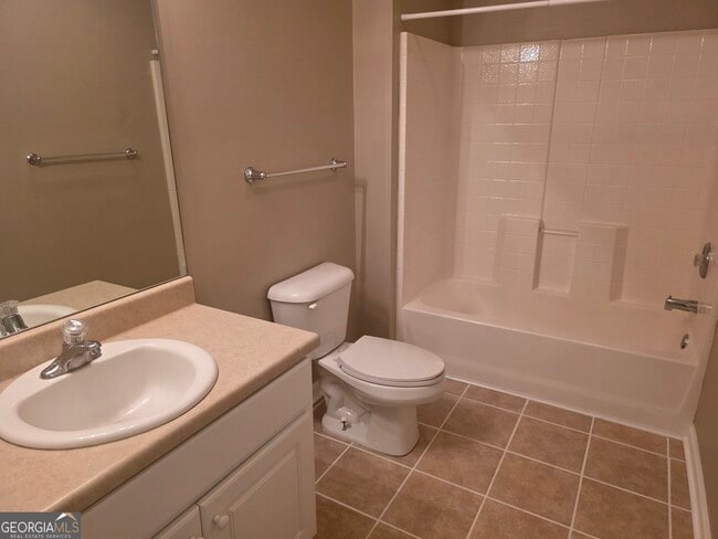 Building Photo - 426 Walthour Dr