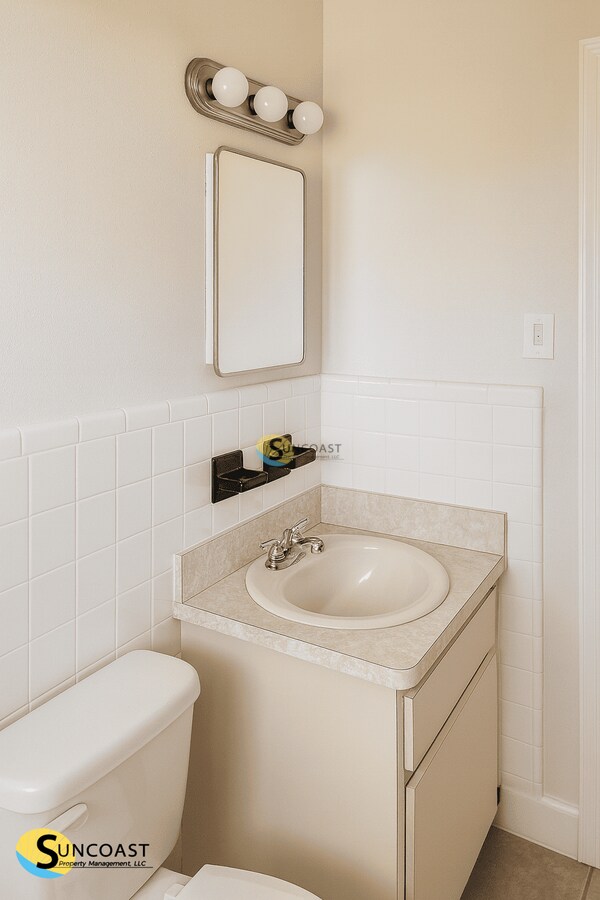 Building Photo - 27178 Adams St