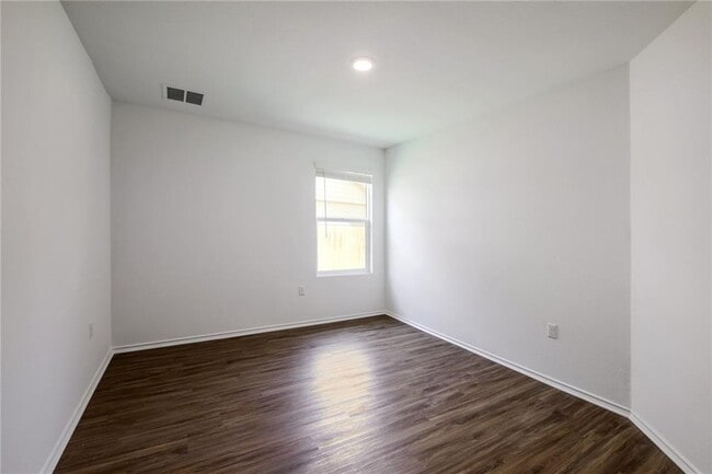 Building Photo - 10724 Steinbeck Dr
