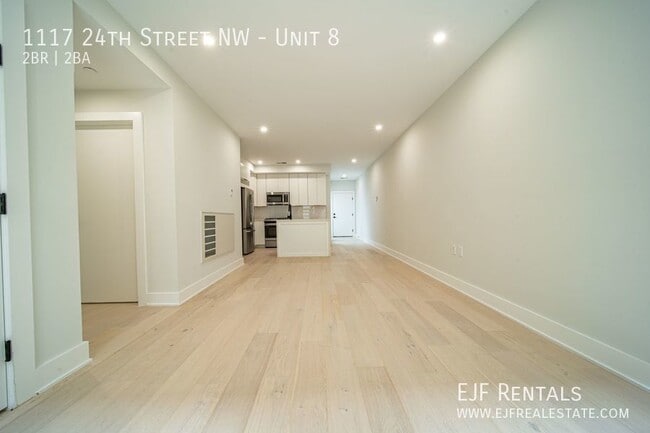 Building Photo - 1117 24th St NW