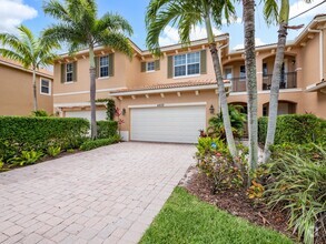 Building Photo - 4859 Cadiz Cir