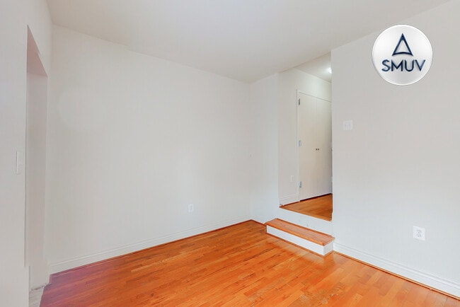 Building Photo - 437 Pitman Pl