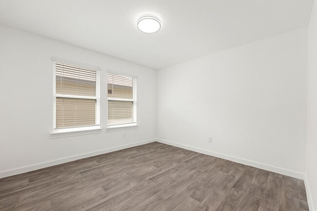 Building Photo - 6931 Dell Vista Drive