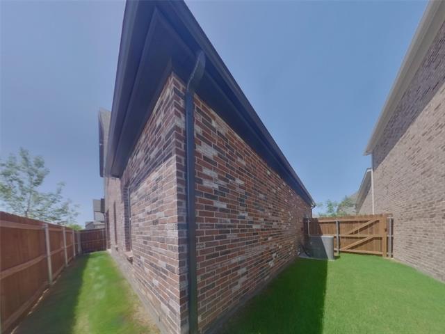 Building Photo - 1102 Fallgate Dr