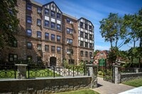 Building Photo - 37 Woodmere Blvd