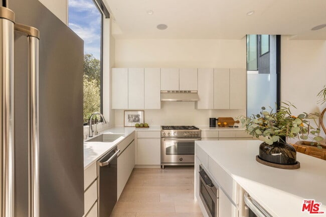 Building Photo - 4118 Wade St