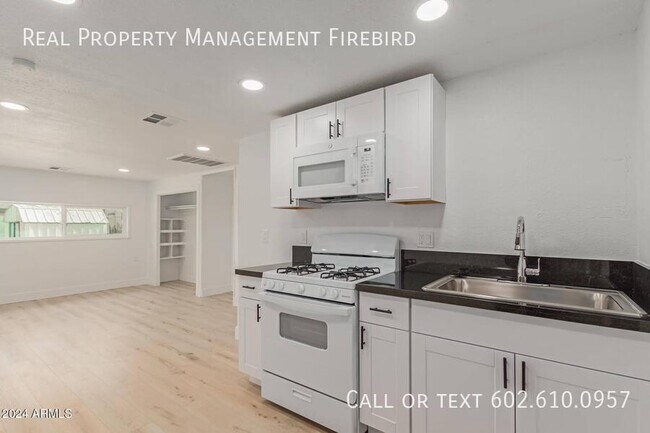 Building Photo - 15 N Ashland-Canyon Casita