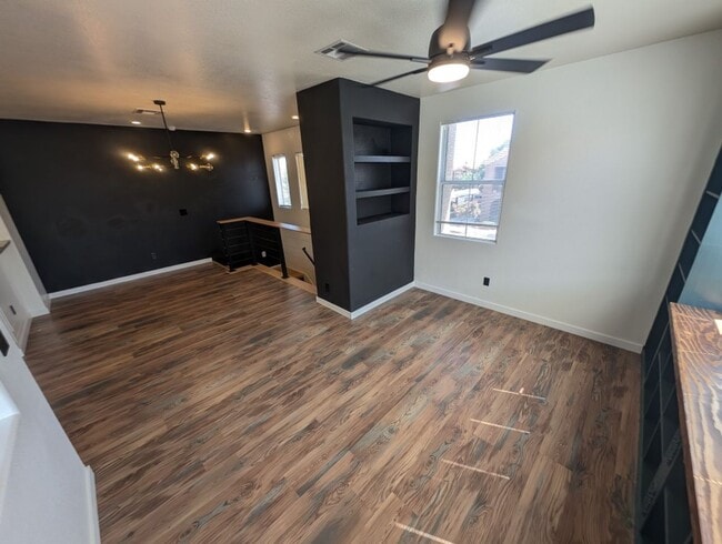Building Photo - 10180 Delray Beach Ave