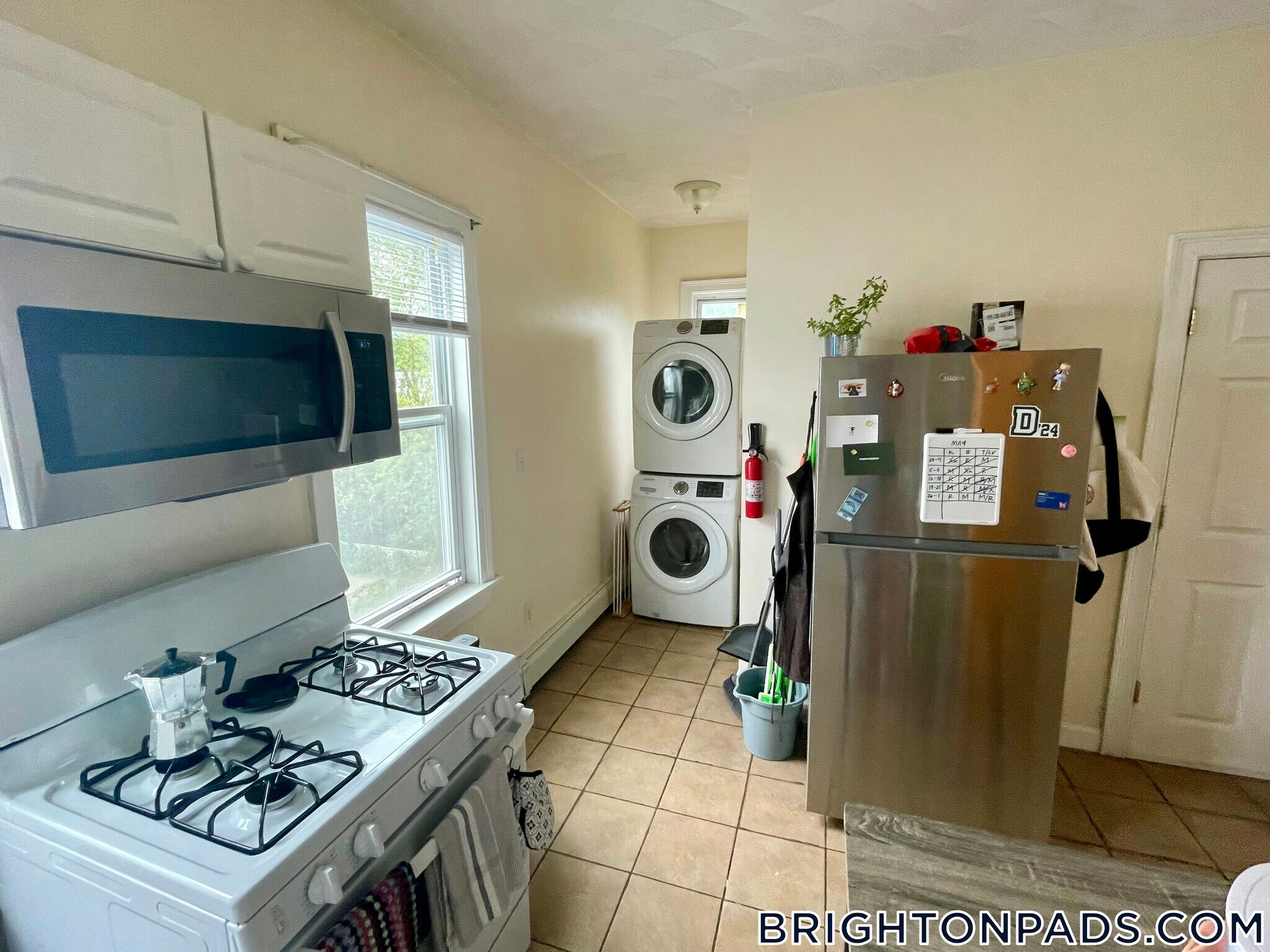 Building Photo - 40 Litchfield St